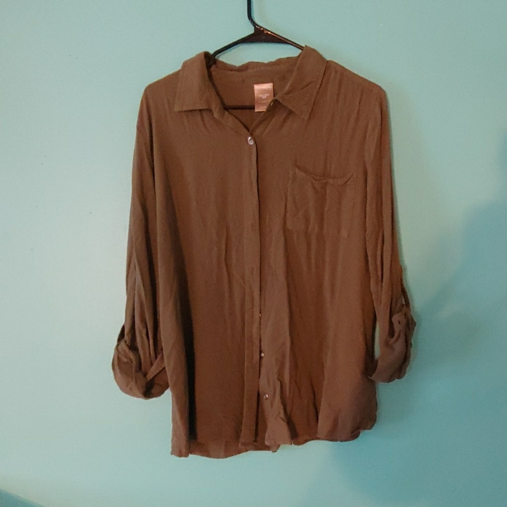 Button up 3/4 sleeve top